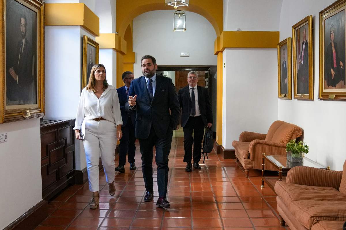 Paco Núñez, este jueves en las Cortes regionales.