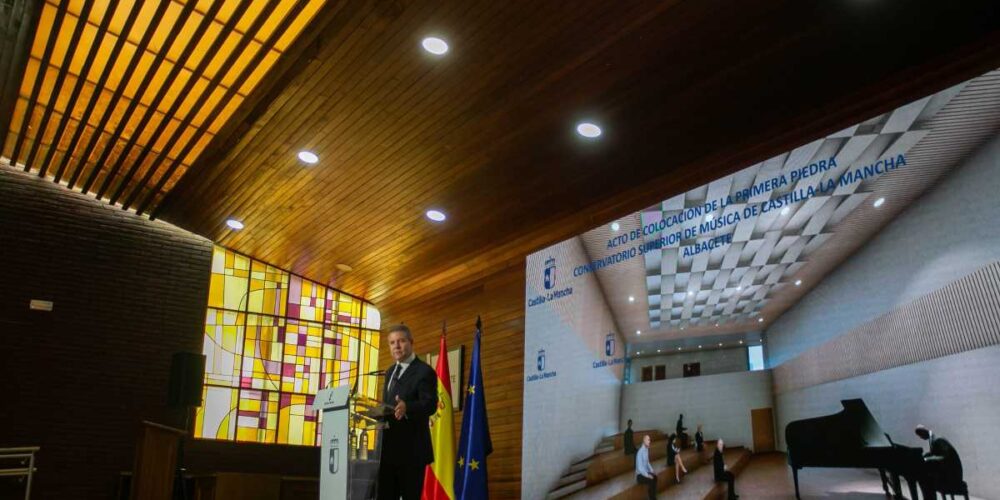 Page, en Albacete, en el acto de colocación de la primera piedra del nuevo conservatorio de Albacete.