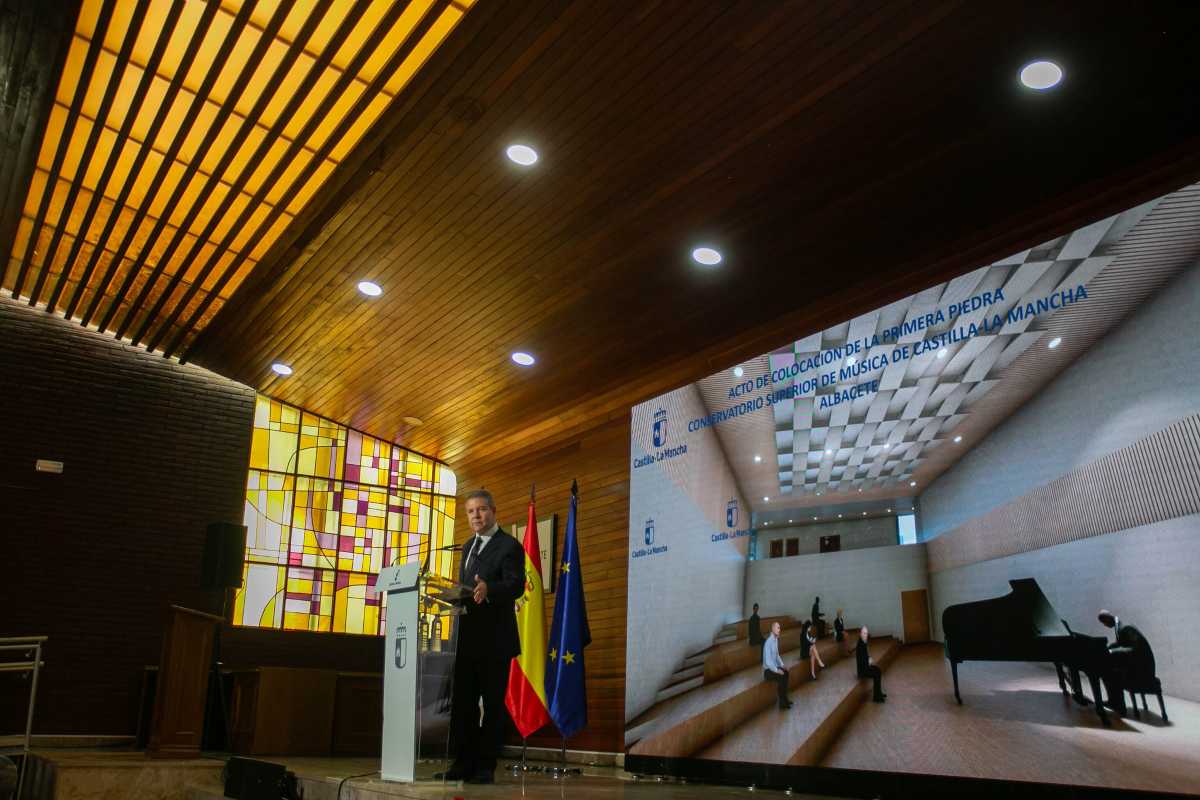 Page, en Albacete, en el acto de colocación de la primera piedra del nuevo conservatorio de Albacete.
