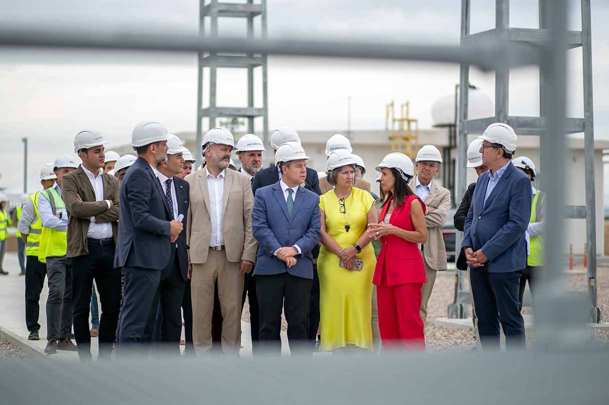 Inaugurada la subcentral eléctrica de Calera y Chozas.