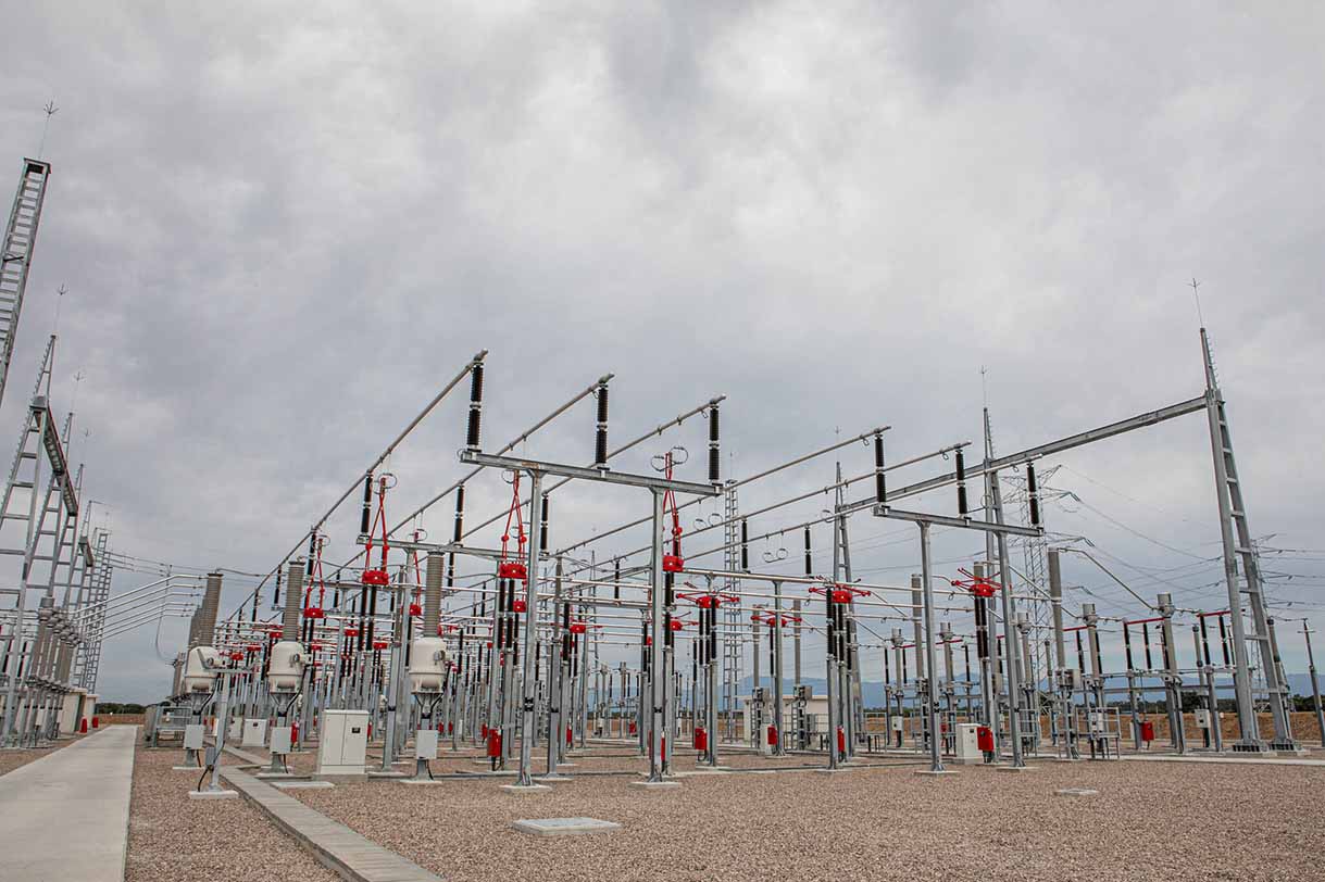 Inaugurada la subcentral eléctrica de Calera y Chozas.