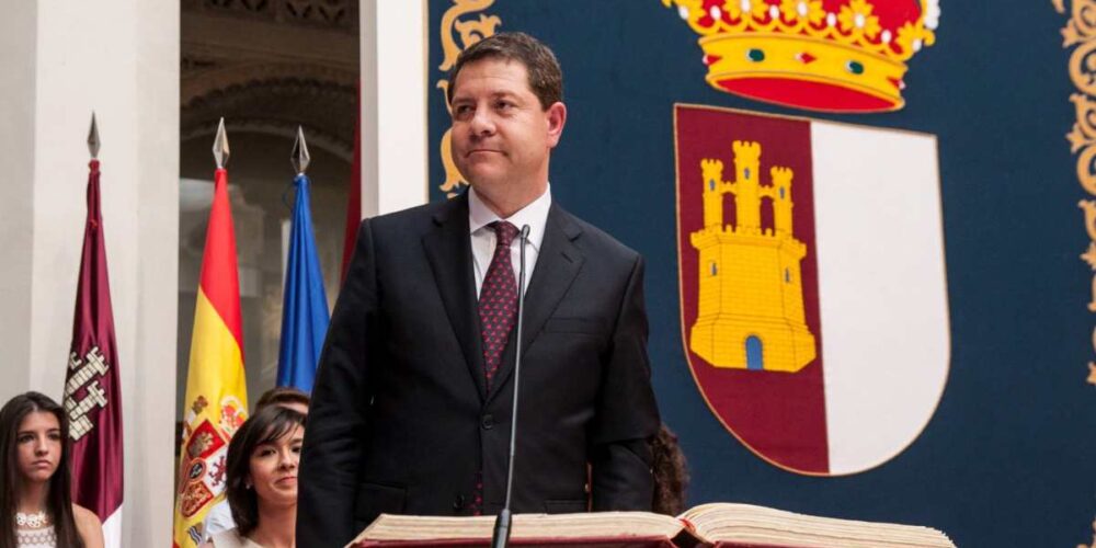 Emiliano García-Page, cuando tomó posesión como presidente de Castilla-La Mancha.
