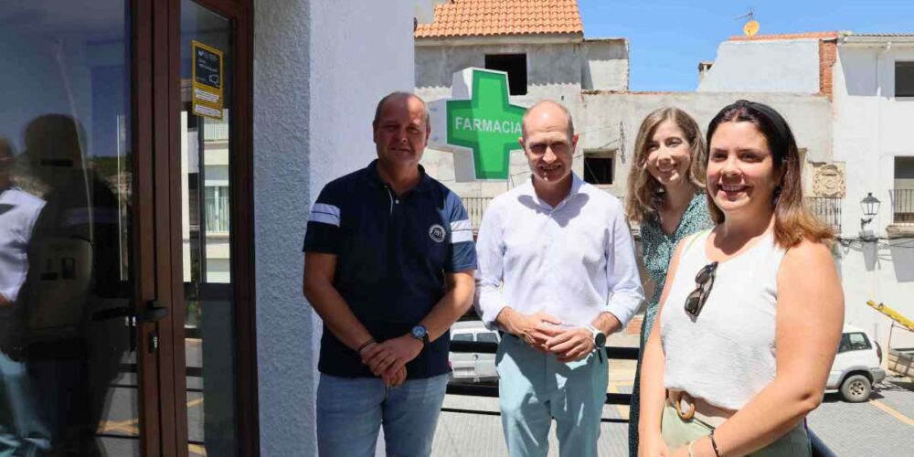 Nuevas farmacia y farmacéutica en Pareja.