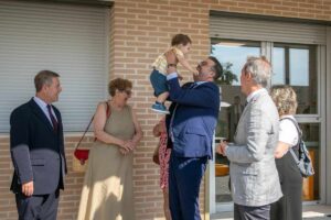 El consejero de Educación, Cultura y Deportes, Amador Pastor y el presidente regional, Emiliano García-Page