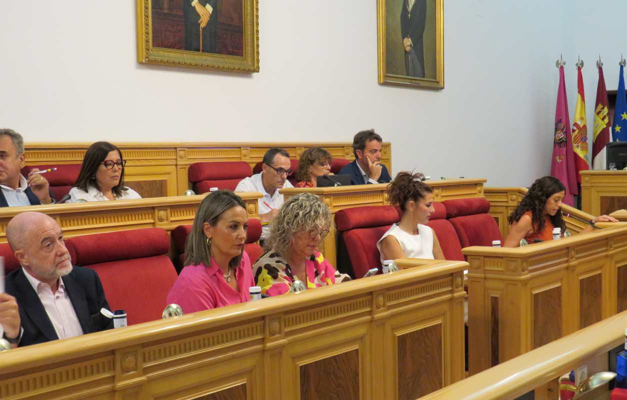 Grupo Municipal Socialista en el pleno del Ayuntamiento.