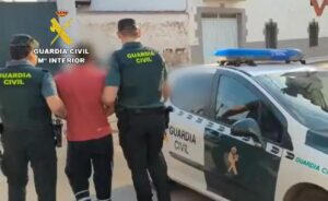 Uno de los detenidos pro el robo del cable de cobre en el AVE.