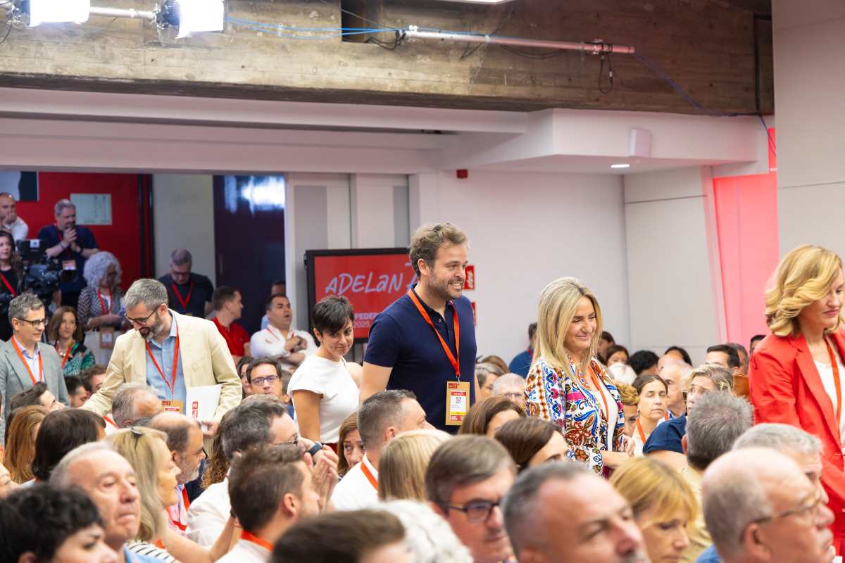 Tolón, en el Comité Federal del PSOE.