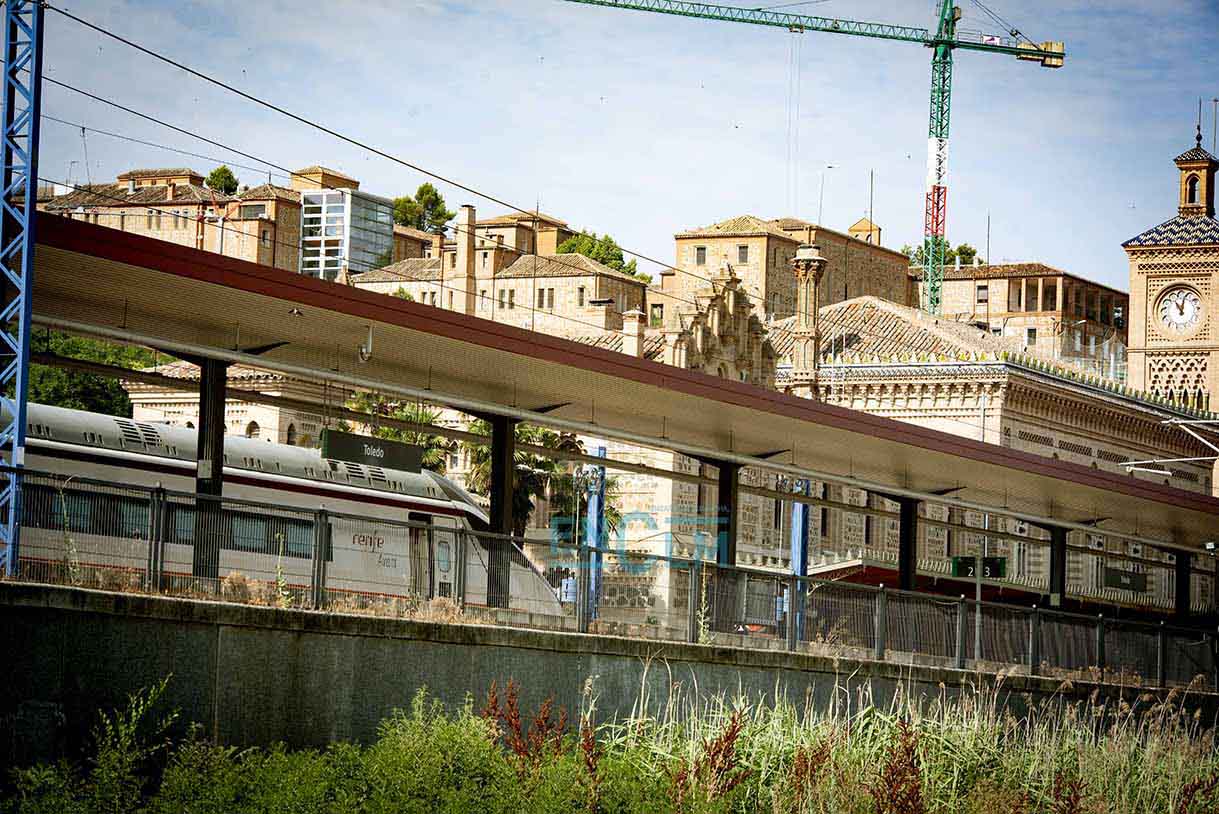 tren, ave, estación