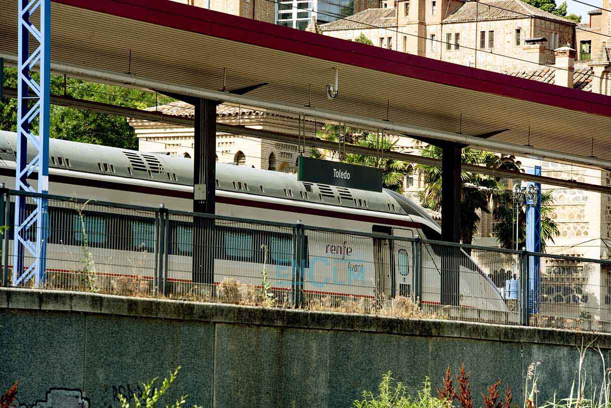 tren, ave, estación