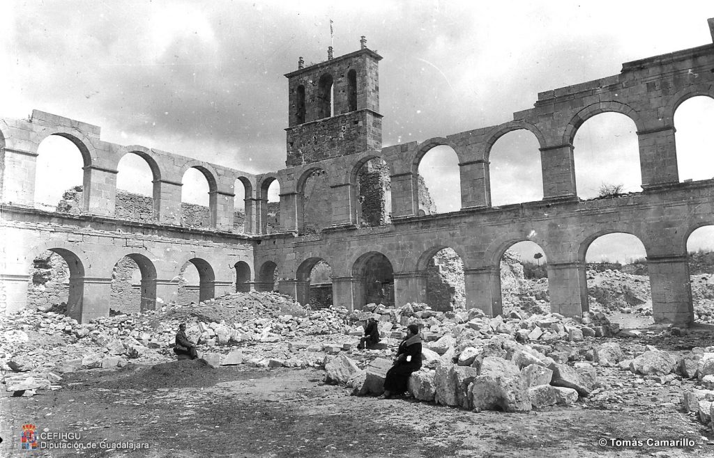 Monasterio Óvila años 30 Foto: Tomás Camarillo-CEFIHGU
