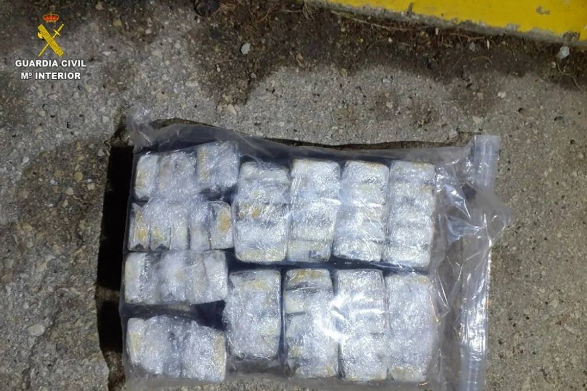 Imagen de archivo de una incautación de hachís por parte de la Guardia Civil