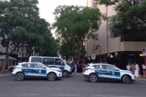 Vehículos del a Policía Local de Ciudad Real en la zona del Torreón
