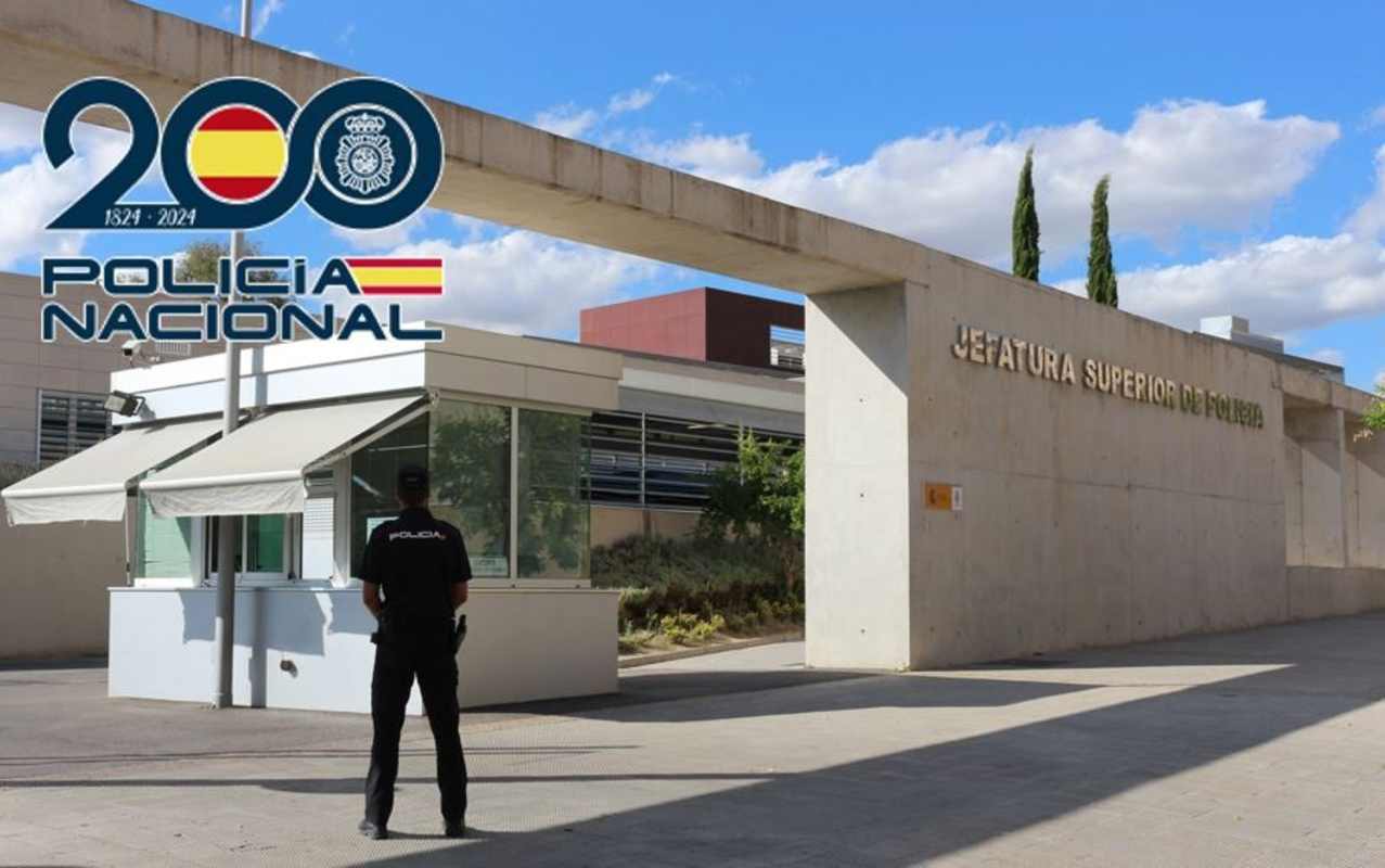 Agente ante la Jefatura Superior de Policía de Andalucía Oriental.