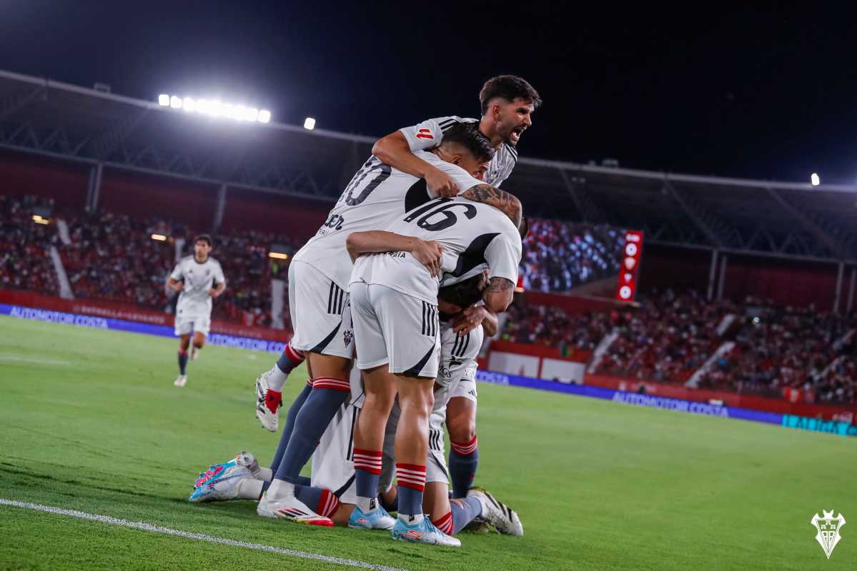 La alegría de los jugadores del Albacete. Foto: Albacete BP.
