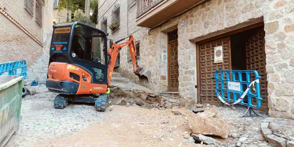 Avería en la red de abastecimiento de Toledo. Foto: David Romero.