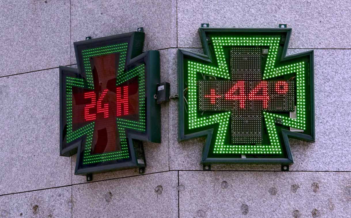 Termómetro en Toledo marcando 44 grados