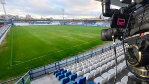 Una cámara de CMM, en el estadio municipal el Prado, donde juega el CF Talavera.