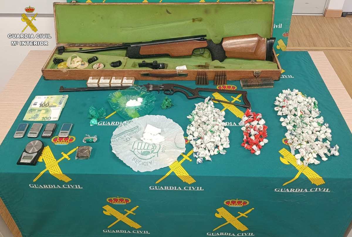 Imagen del alijo incautado en Villanueva de la Torre.