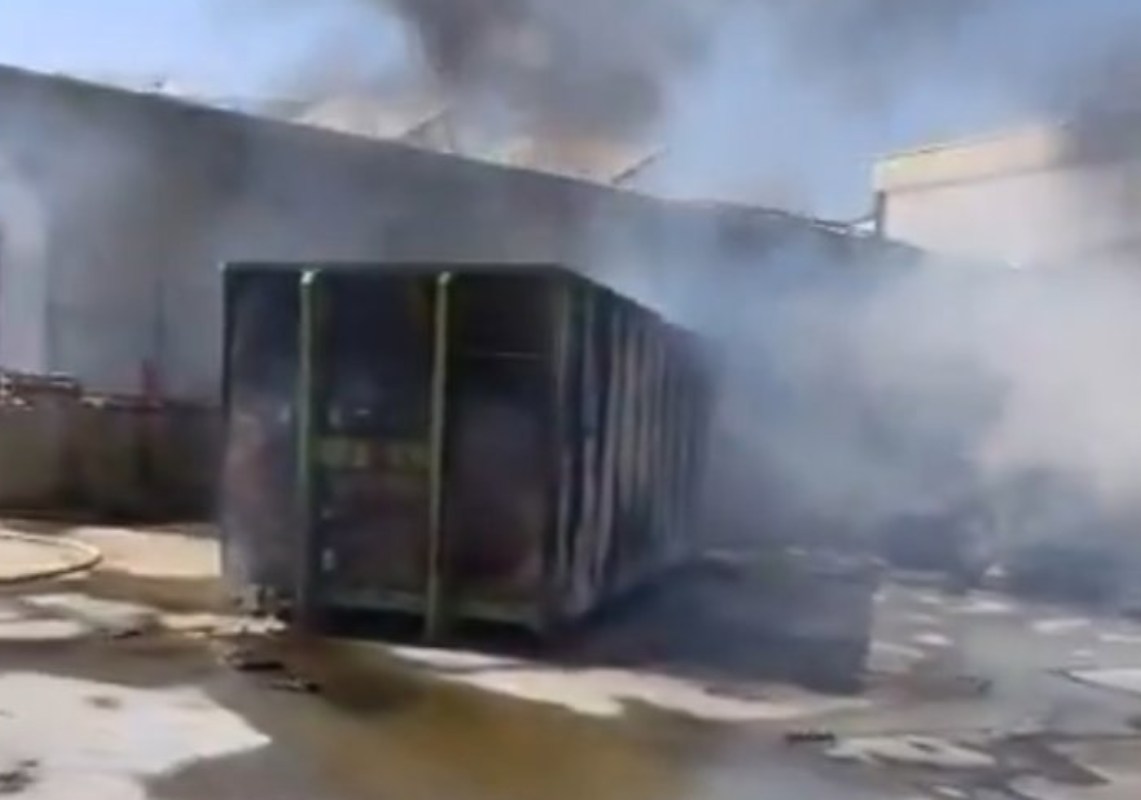 Así quedó la granja de gallinas por el incendio. Foto: bomberos de Diputación de Cuenca.