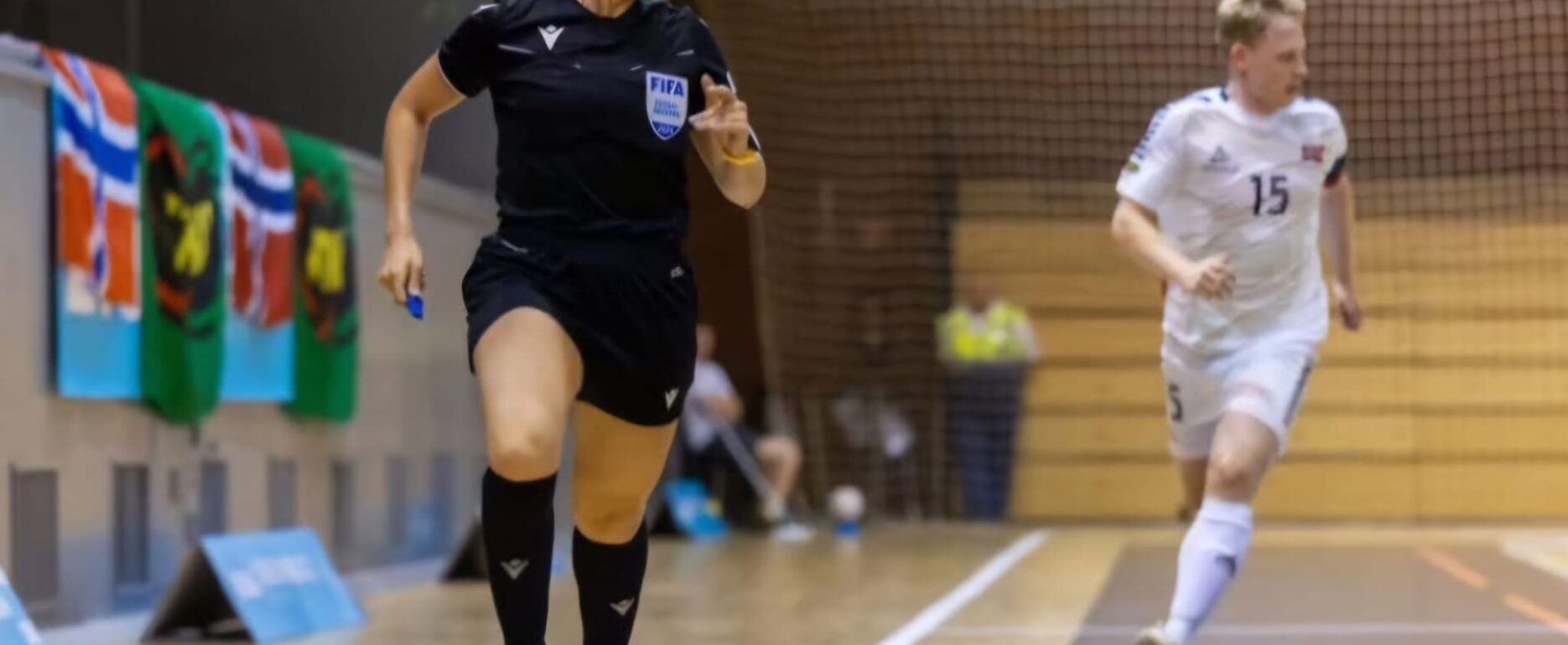 La árbitra toledana, en un un partido del Europeo Universitario, en Hungría.