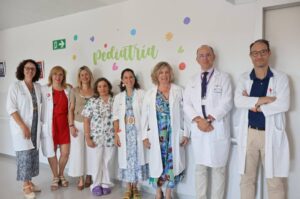 La directora general de Cuidados y Calidad del Sescam, Montserrat Hernández, que ha visitado el nuevo Hospital Universitario