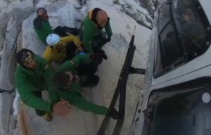 Rescate del Greim de la Guardia Civil a montañeros de Ciudad Real.