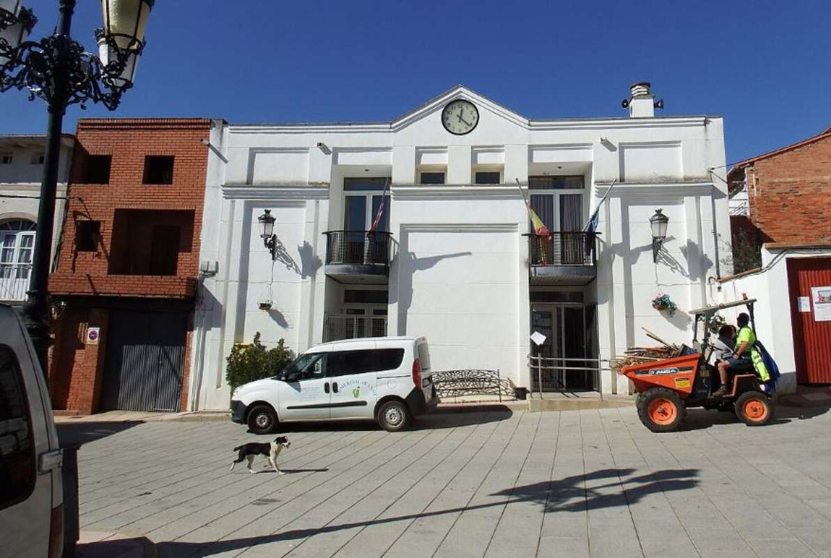Ayuntamiento de Valdemanco del Esteras.