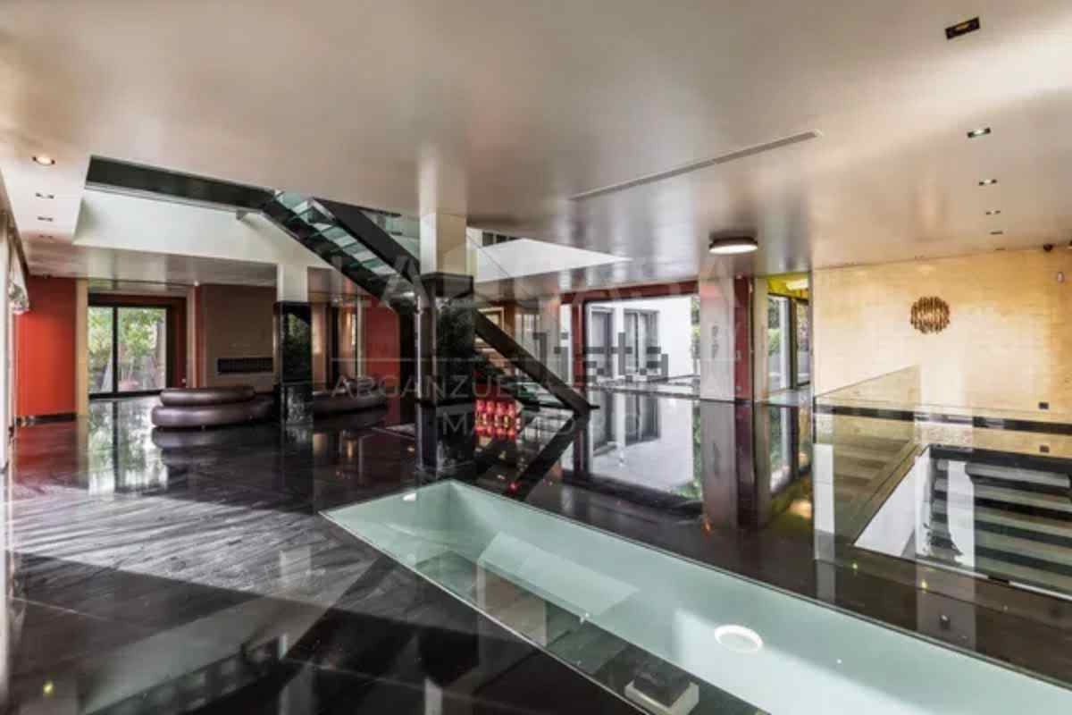 Vivienda de lujo en Olías del Rey.