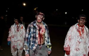 Imagen de archivo de varios participantes en una 'Survival Zombie'