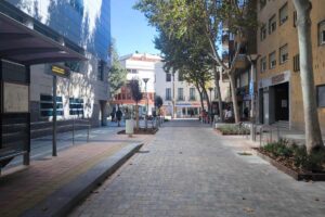 Imagen de la avenida del Rey Santo tras las obras de peatonalización