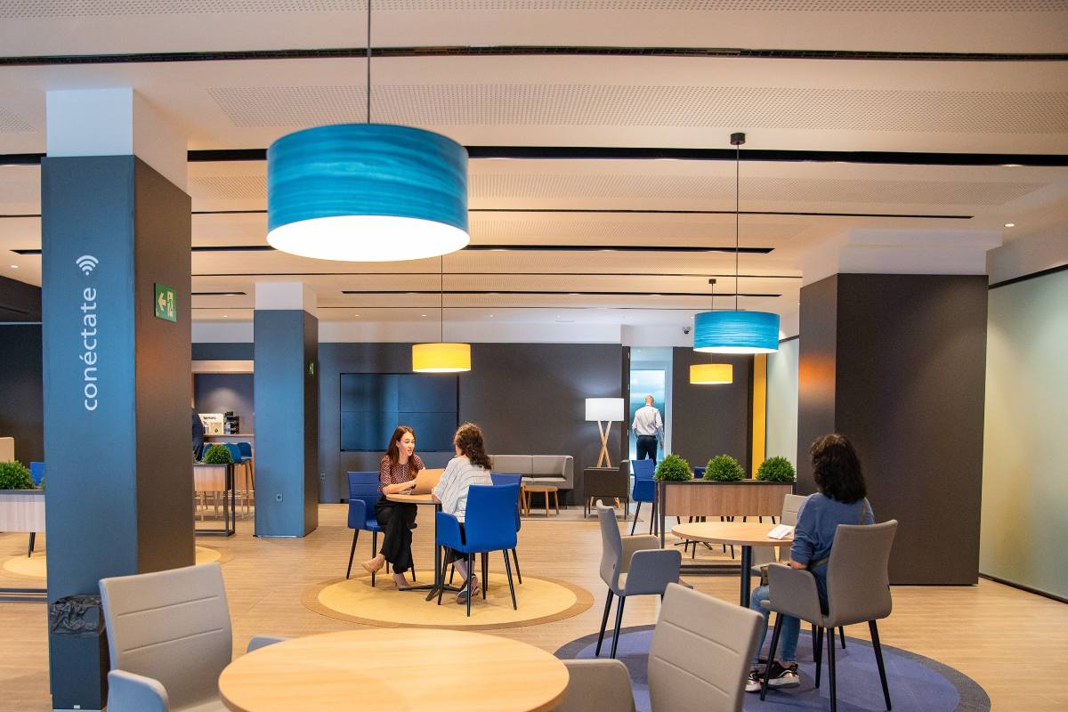 Oficina de Caixabank.