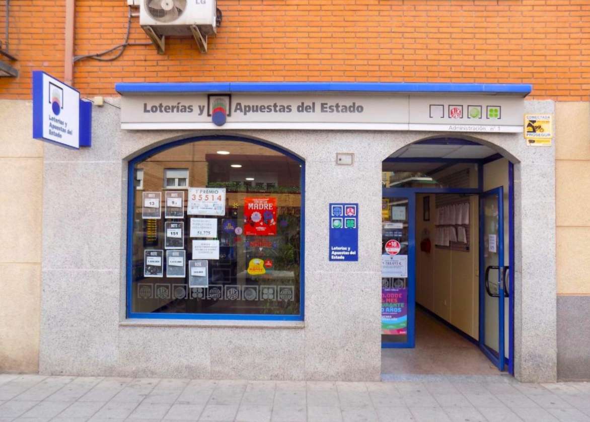 El boleto ha sido validado en la administración de loterías número 1 de Azuqueca de Henares