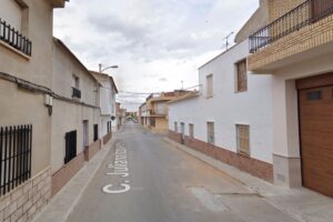 Calle Juliana Izquierdo, en Las Pedroñeras (Cuenca)