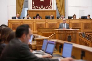 Pleno en las Cortes de Castilla-La Mancha para la aprobación del techo de gasto.
