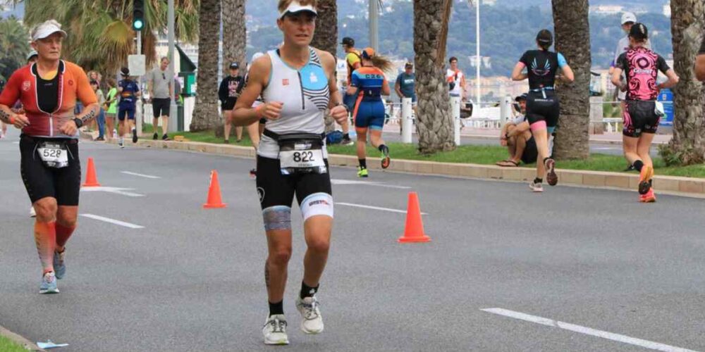 Débora Vaquerizo, corriendo en el Mundial de Niza de 2024.