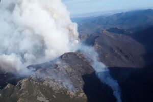 Imagen del incendio en la Sierra Norte de Guadalajara.