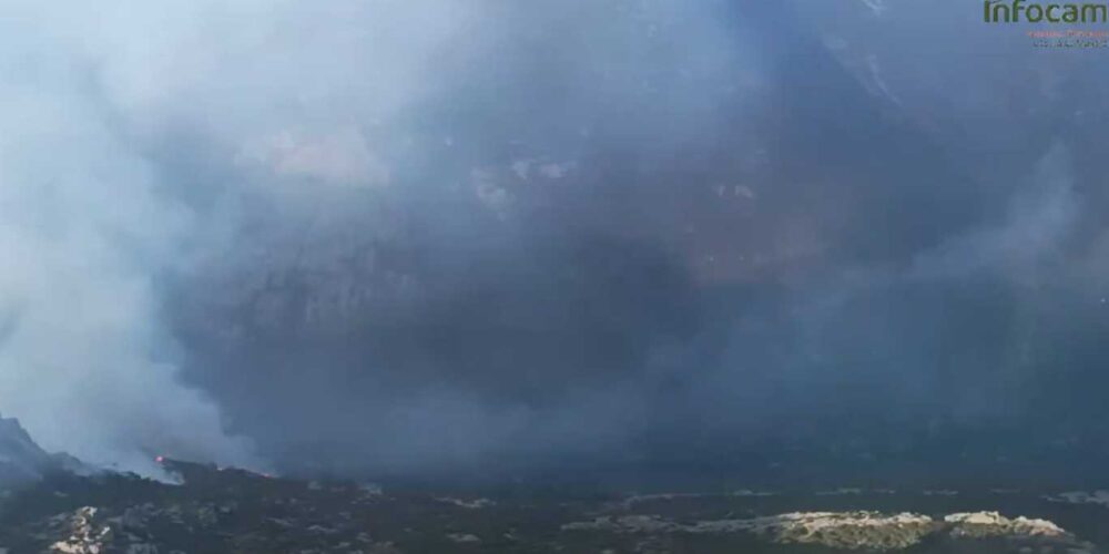Así está el incendio de Guadalajara este miércoles.
