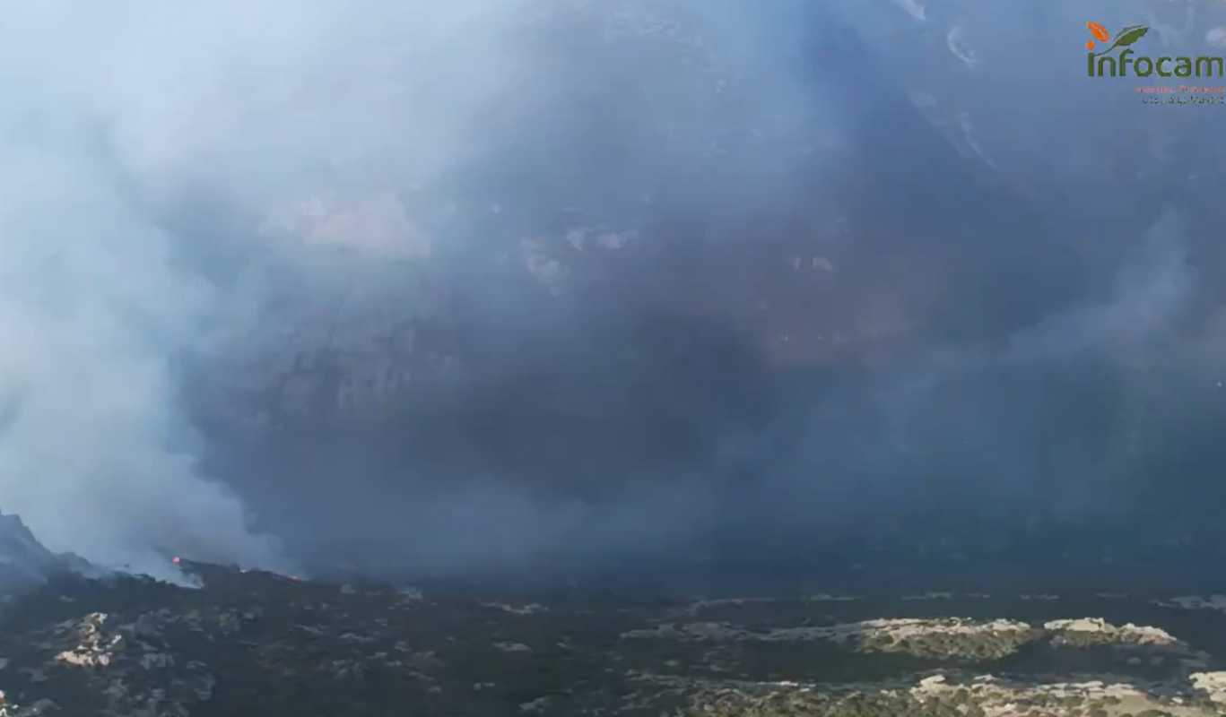 Así está el incendio de Guadalajara este miércoles.