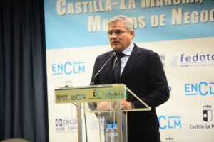 Javier de Antonio (Fedeto) abrió y cerró la Jornada 'Castilla-La Mancha, tierra de oportunidades'. Foto: Rebeca Arango.