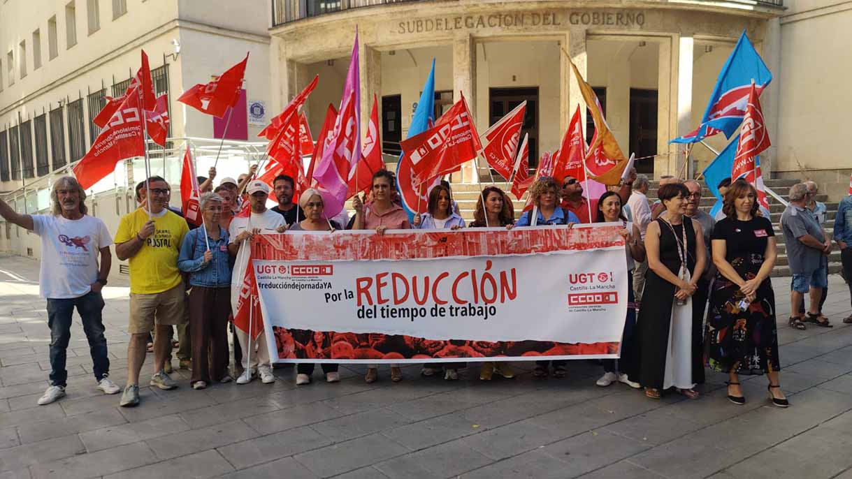 Concentración por la reducción de la jornada laboral en Ciudad Real.