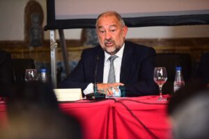 Imagen del rector de la UCLM, Julián Garde - Foto: Rebeca Arango