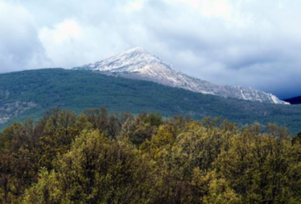 Pico del Lobo (en la sierra de Ayllón, en Guadalajara). Foto: Turismo Castilla-La Mancha.