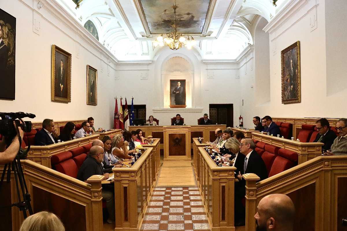 Pleno del Ayuntamiento de Toledo.