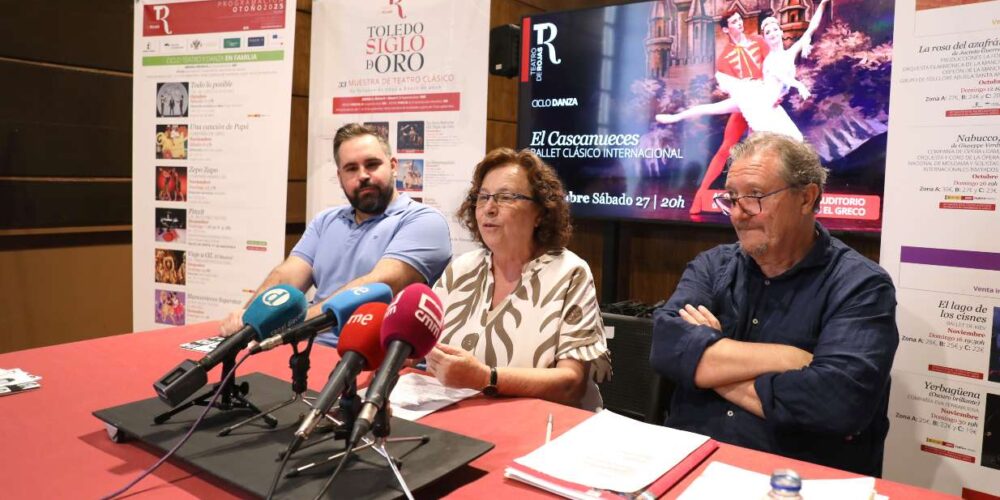 Presentado este jueves por la concejala de Cultura y Patrimonio, Ana Pérez, junto a su director, Francisco Plaza. 