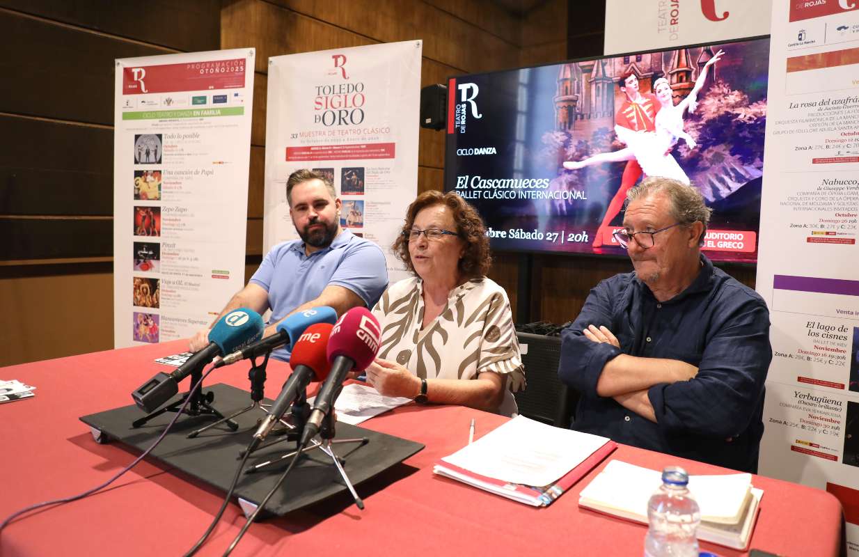 Presentado este jueves por la concejala de Cultura y Patrimonio, Ana Pérez, junto a su director, Francisco Plaza. 