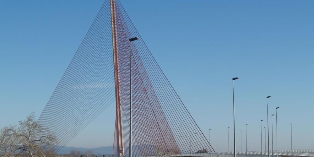 Puente atirantado en Talavera de la Reina (Toledo). Foto: ENCLM