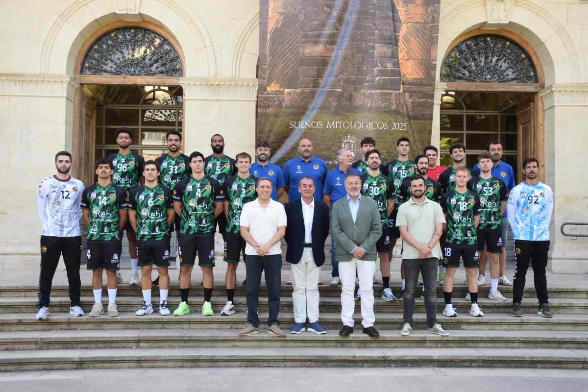 Foto oficial de la presentación del REBI Cuenca.
