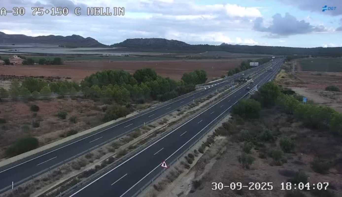 Imagen de A-30, a su paso por Hellín.