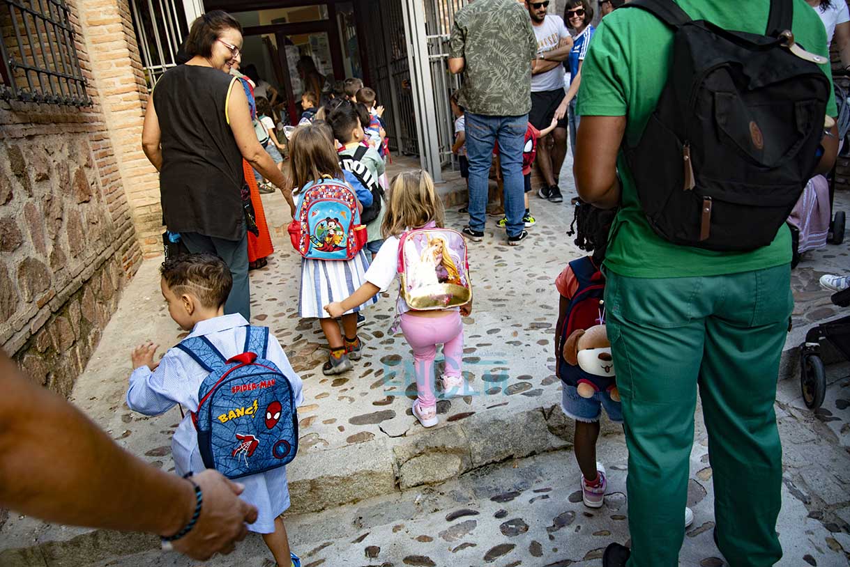 Imagen de la vuelta al cole en Toledo.