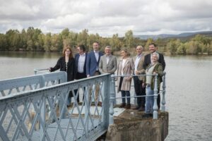 El secretario de Estado de Medio Ambiente, Hugo Morán, visita el embalse de Gasset